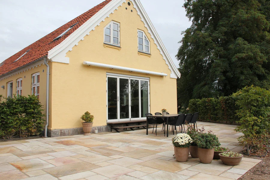 Skridsikre sandsten til udendørs belægning