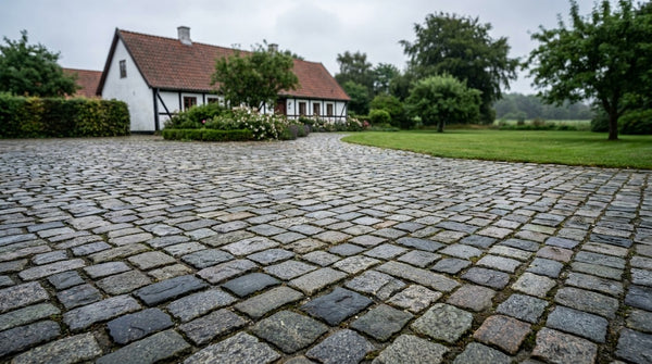 Brosten til gårdsplads