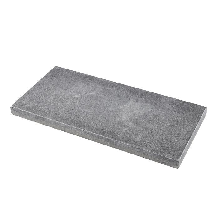 grå ibf trendline betonflise 40,5x80,5 cm på sort baggrund