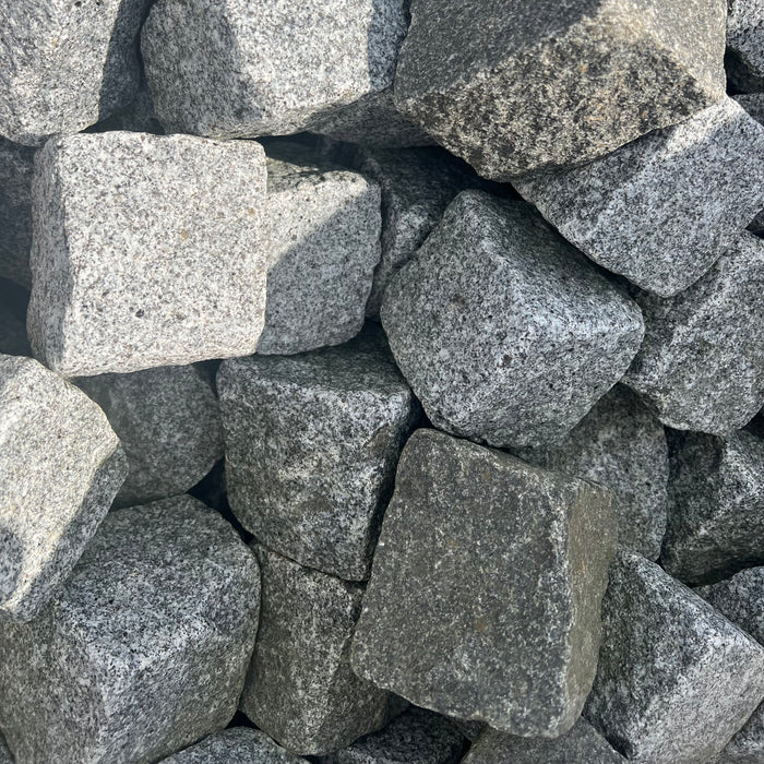 Chaussesten, Genanvendte  Grå